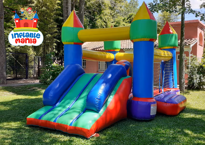 Castillo con tobogán
